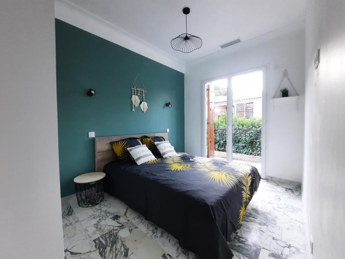 La Villa Castel - Haut De Villa - Parkings- 3 Chambres - 8 Couchages - Jardin - Barbecue Cagnes-sur-Mer Luaran gambar